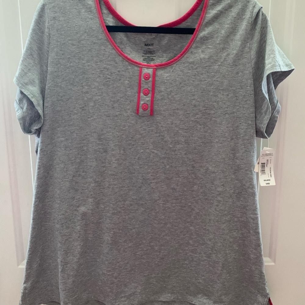 Gray and Pink ladies plus size Mixit pajamas